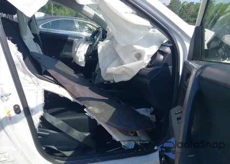 2018 Toyota Rav4 Le из США, поврежденный, VIN JTMZFREV0JJ196533